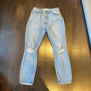Abercrombie “The Mom” High-Rise Jeans - Size 27R